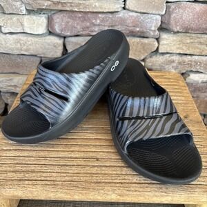 Oofos OOAHH Black Grey Zebra Slip On Comfort Sandals Women 5/ Euro 36